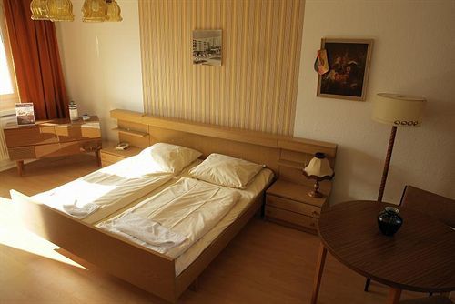 Ostel - Das Ddr Hostel Berlin Extérieur photo