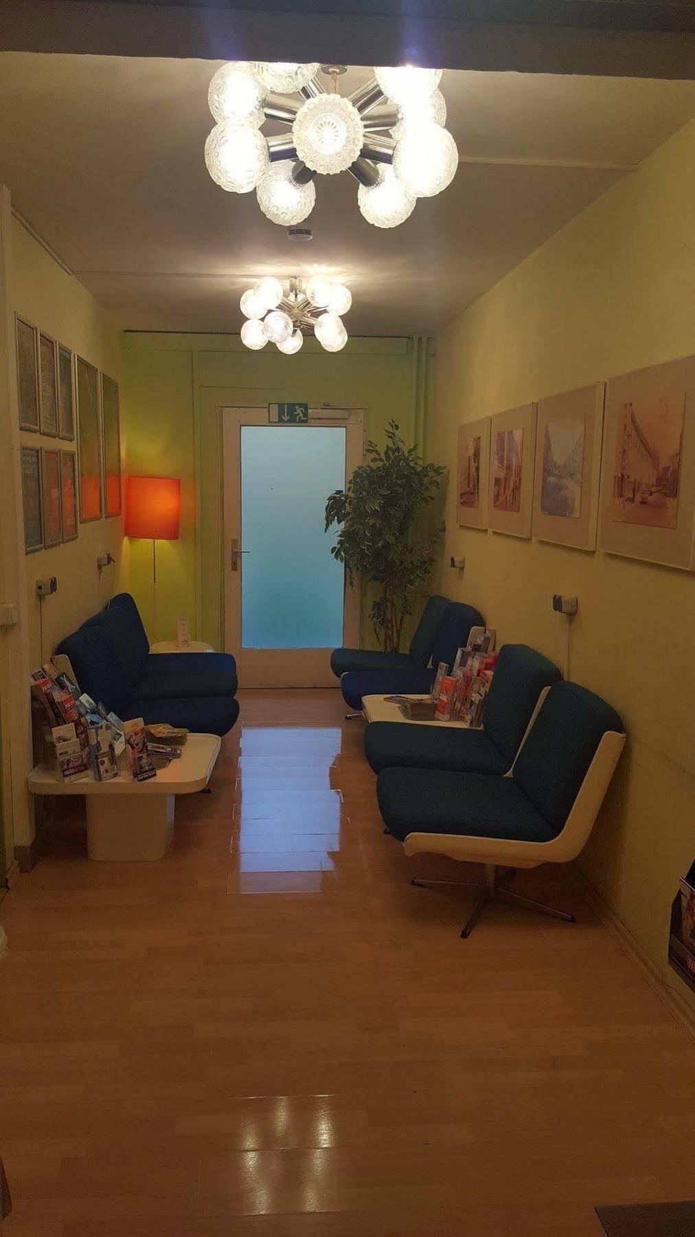 Ostel - Das Ddr Hostel Berlin Extérieur photo