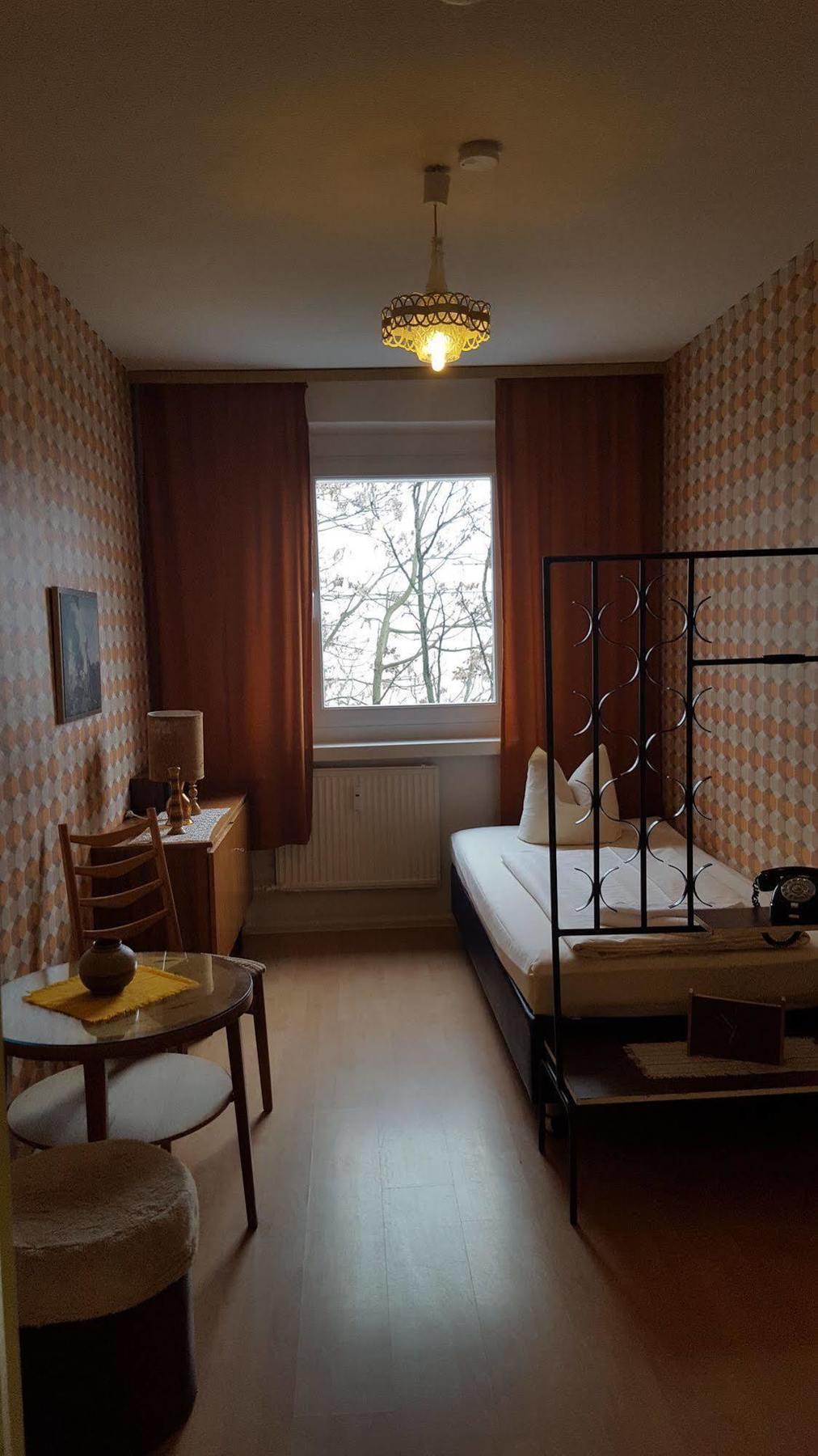 Ostel - Das Ddr Hostel Berlin Extérieur photo